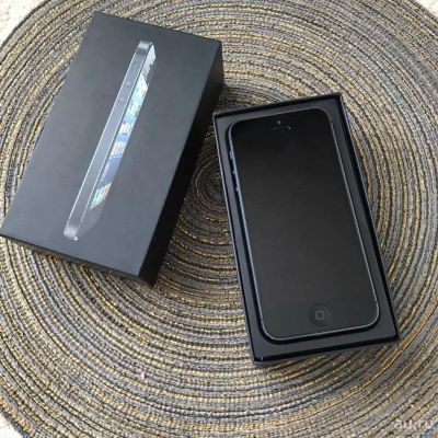 Лот: 9314220. Фото: 1. iPhone 5 16Gb black. Смартфоны