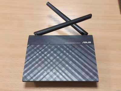 Лот: 18572691. Фото: 1. Роутер Wi-Fi ASUS RT-N11P, с блоком... Маршрутизаторы (роутеры)
