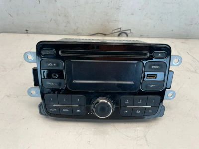 Лот: 22460527. Фото: 1. Магнитола Nissan Terrano D10. Двигатель и элементы двигателя