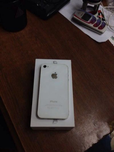 Лот: 3417281. Фото: 1. Iphone 4s. Смартфоны