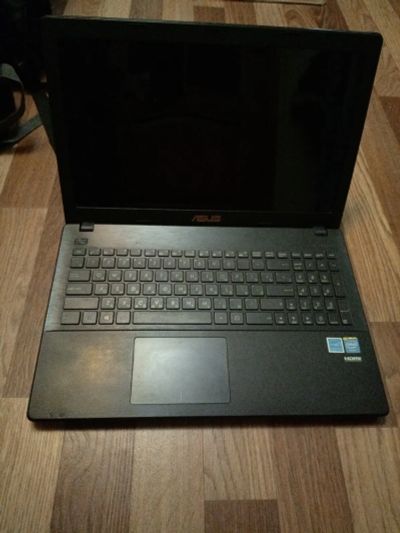 Лот: 21074061. Фото: 1. Ноутбук Asus с рубля. 2gb/120gb... Ноутбуки