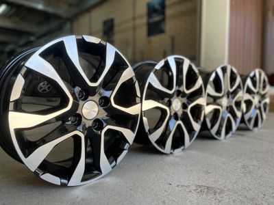 Лот: 18919277. Фото: 1. Литые диски на 15 4х100 Khomen... Диски