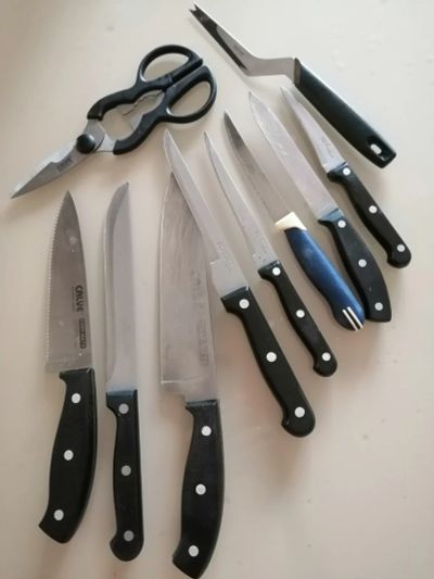Лот: 16357727. Фото: 1. Набор ножей от Scarlett и Calve. Столовые приборы, ножи