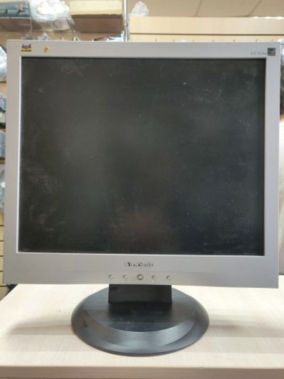 Лот: 18239436. Фото: 1. Монитор 17"/LCD/1280*1024/VGA. Шлейфы, кабели, переходники