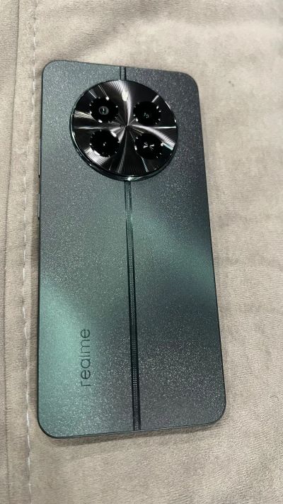 Лот: 25514980. Фото: 1. Realme 12. Смартфоны