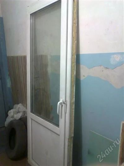 Лот: 2883742. Фото: 1. Продам дверь пластиковую балконную. Фурнитура, комплектующие