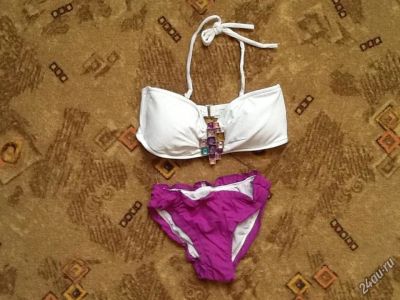 Лот: 8211007. Фото: 1. Купальник Victoria Secret бело-пурпурный. Купальники