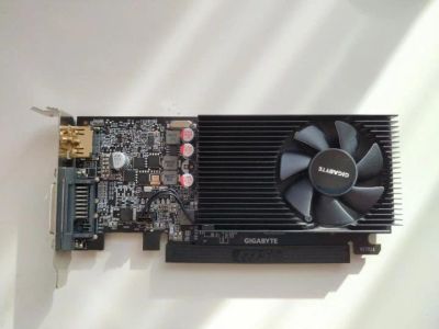 Лот: 15224134. Фото: 1. Видеокарта Gigabite GeForce GT... Видеокарты