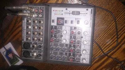 Лот: 5604737. Фото: 1. Микшерный пульт Behringer XENYX... Микшеры, предусилители, микрофонные эффекты