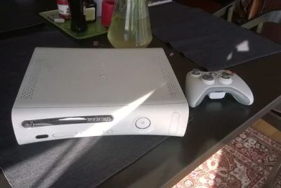 Лот: 6355805. Фото: 1. XBOX 360. Игровые приставки, консоли