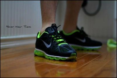 Лот: 6277903. Фото: 1. кроссовки Nike Air Max 2011 45-46. Кеды, кроссовки, слипоны