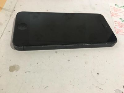 Лот: 9995436. Фото: 1. iPhone 5 64gb black. Смартфоны