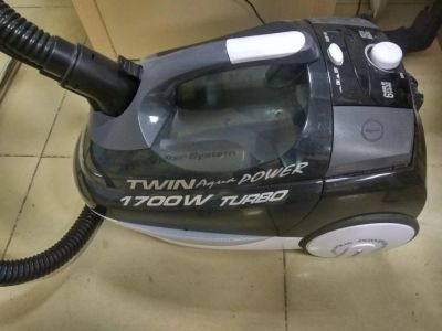 Лот: 8995600. Фото: 1. Моющий пылесос Aqua power 1700W. Пылесосы, паровые швабры