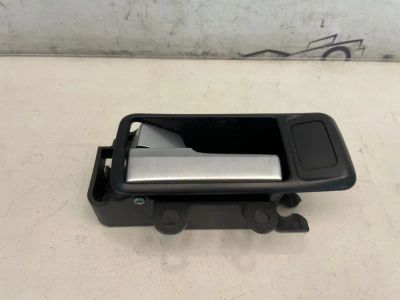 Лот: 23246491. Фото: 1. ручка двери внутренняя Ford Focus... Другое (автозапчасти)