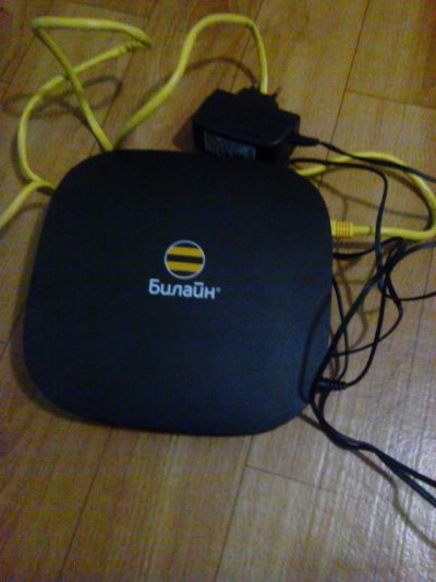 Лот: 6807145. Фото: 1. Wi-fi роутер Билайн smart box. WiFi, Bluetooth адаптеры