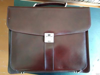 Лот: 13689789. Фото: 1. Портфель -Redmond. Папки, портфели