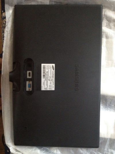 Лот: 6776392. Фото: 1. Монитор ЖК Samsung S22B350H, 21... ЖК-мониторы