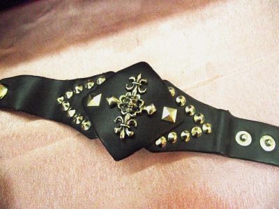 Лот: 3624110. Фото: 1. напульсник 1. Браслеты