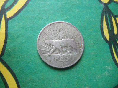 Лот: 15280873. Фото: 1. Уругвай 1 песо 1942 г. серебро... Америка