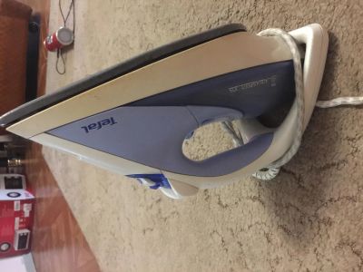 Лот: 6080987. Фото: 1. Утюг tefal. Утюги, парогенераторы, отпариватели