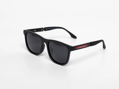 Лот: 21773733. Фото: 1. Очки Prada. Очки солнцезащитные