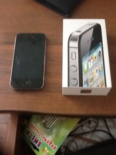 Лот: 4352240. Фото: 1. iPhone 4s на 16 гигов оригинал. Смартфоны