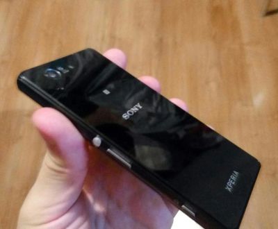 Лот: 5983378. Фото: 1. Sony xperia z3 compact black. Смартфоны