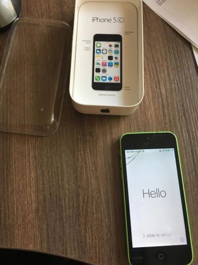 Лот: 9318369. Фото: 1. iPhone 5c. Смартфоны