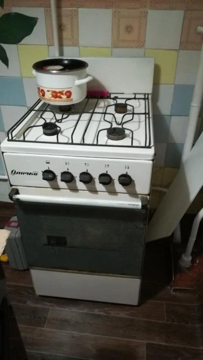 Лот: 10492729. Фото: 1. Рабочая газовая плита. Плиты, духовые шкафы, варочные поверхности