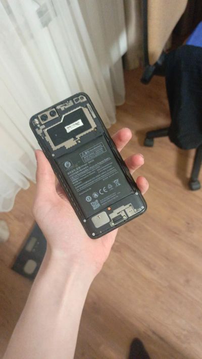 Лот: 25364269. Фото: 1. Xiaomi Mi 6 6/64 оригинал(не вкл... Смартфоны