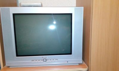 Лот: 10989425. Фото: 1. телевизор Elenberg. Телевизоры