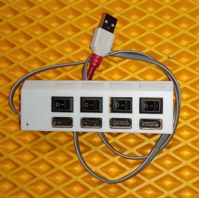 Лот: 21070634. Фото: 1. USB хаб. USB хабы