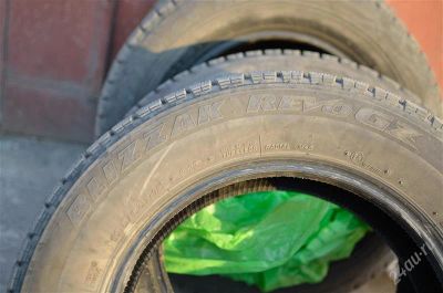 Лот: 1228309. Фото: 1. 4 колеса BRIDGESTONE REVO-GZ 195... Шины