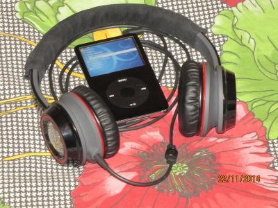 Лот: 4780162. Фото: 1. Monster NCredible NTune, наушники... Наушники, гарнитуры