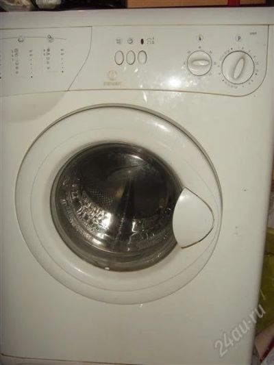 Лот: 1798906. Фото: 1. Стиральная машина Indesit W83T... Стиральные машины