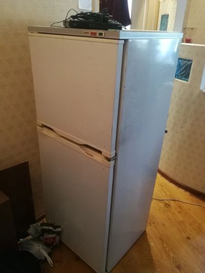 Лот: 13951866. Фото: 1. Холодильник "Бирюса". Холодильники, морозильные камеры