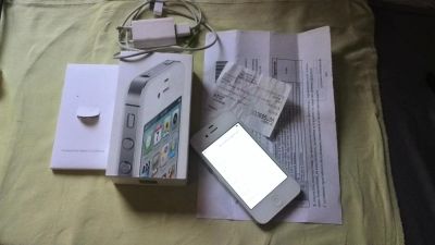 Лот: 10368948. Фото: 1. IPone 4S 16Gb. Смартфоны