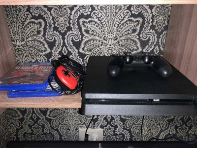 Лот: 17767743. Фото: 1. PlayStation 4 slim 1tb обмен на... Игровые приставки, консоли
