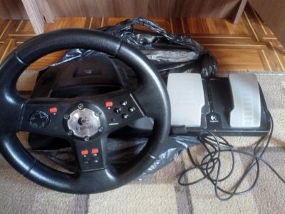 Лот: 20577911. Фото: 1. Руль игровой с педалями Logitech... Рули, джойстики
