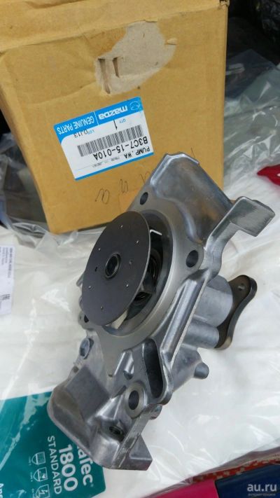Лот: 17678185. Фото: 1. Помпа оригинал Mazda Demio, DW3W... Двигатель и элементы двигателя