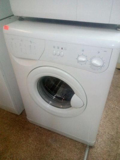 Лот: 4564328. Фото: 1. Стиральная машина Indesit W83T... Стиральные машины