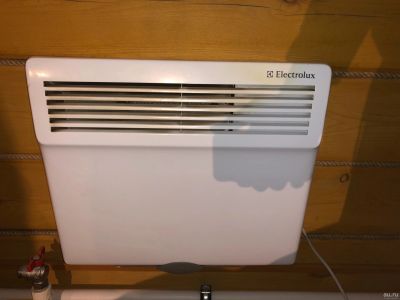 Лот: 12088412. Фото: 1. Обогреватель Electrolux 1000. Обогреватели бытовые