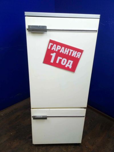 Лот: 14354298. Фото: 1. Холодильник (эконом) бирюса б-18... Холодильники, морозильные камеры