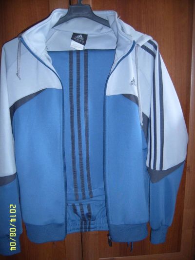 Лот: 4358658. Фото: 1. Костюм adidas. Костюмы, пиджаки, комбинезоны