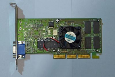 Лот: 8574945. Фото: 1. AGP GeForce 2 MX400 32MB. Видеокарты