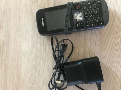 Лот: 12055358. Фото: 1. Старый Нокиа рабочий. Кнопочные мобильные телефоны