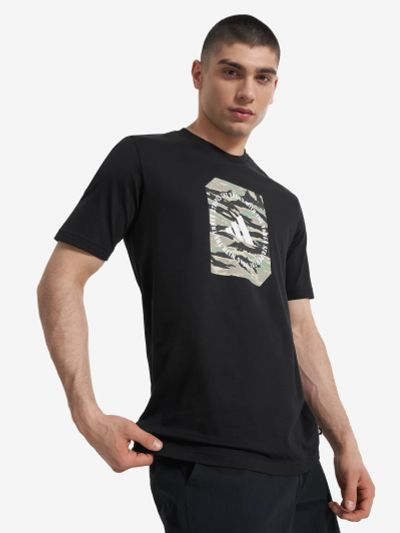 Лот: 25321330. Фото: 1. Футболка мужская adidas, Черный. Другое (спортивная одежда)
