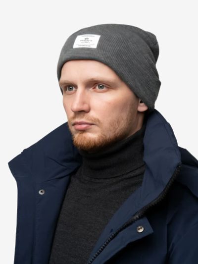 Лот: 25803700. Фото: 1. Шапка Essential Beanie Alpha Industries... Другое (спортивная одежда)