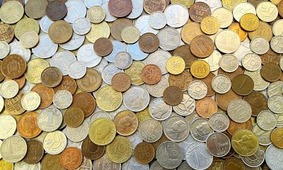 Лот: 12848013. Фото: 1. 20 иностранных монет - одним лотом... Наборы монет