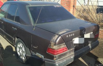 Лот: 13508394. Фото: 1. Авто в разборе Mersedes Benz E320. Двигатель и элементы двигателя
